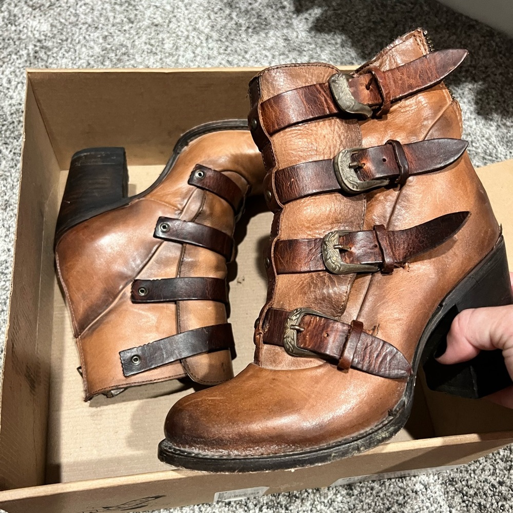 Freebird by Steven leather booties